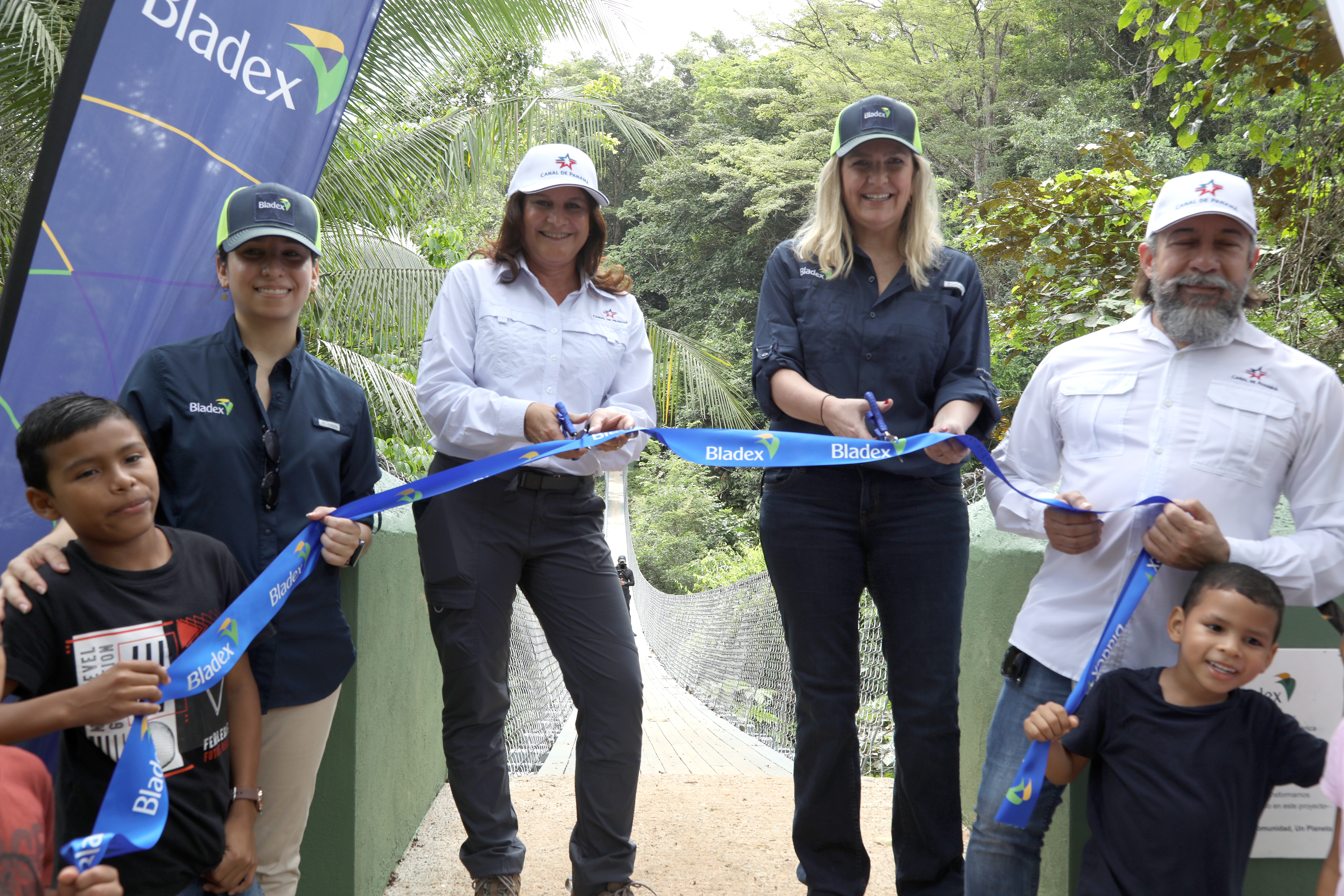 Corte de cinta Puente Boquerón